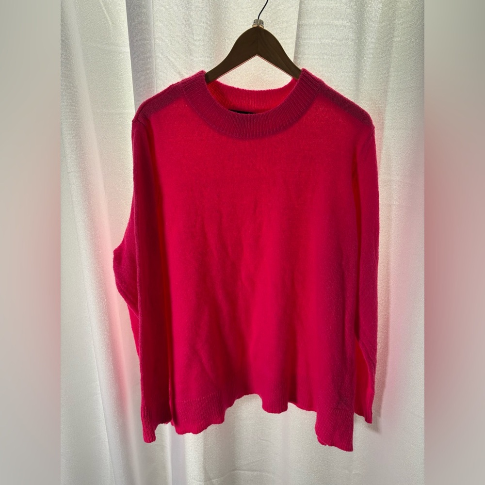 Lane Bryant Hot Pink Crew Neck‎ Sweater Size 22/24 EUC 528